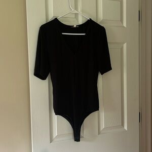 Gianni Bini neck ribbed bodysuit size xl black GUC some piling under arms